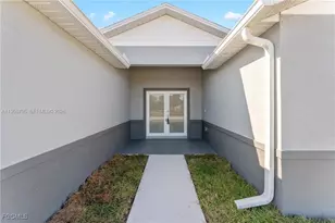 164 Thorton Ave S, Lehigh Acres, FL 33974 - Photo 2