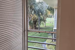 907 Cypress Terrace, Pompano Beach, FL 33069 - Photo 20