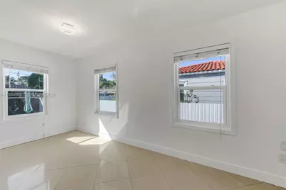 200 Carlisle Dr, Miami Springs, FL 33166 - Photo 16