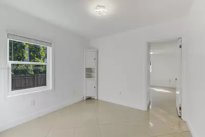 200 Carlisle Dr, Miami Springs, FL 33166 - Photo 22