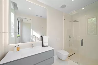 1417 N Venetian Way, Miami, FL 33139 - Photo 62