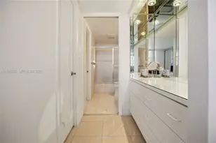 465 Ocean Dr, Miami Beach, FL 33139 - Photo 22