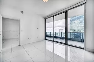 200 Biscayne Blvd Way, Miami, FL 33131 - Photo 8