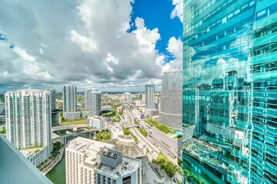 200 Biscayne Boulevard Way #4411, Miami, FL 33131 - Photo 18