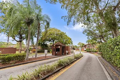 7064 SW 114th Pl #B, Miami, FL 33173 - Photo 32