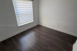 5199 NW 7th St, Miami, FL 33126 - Photo 6