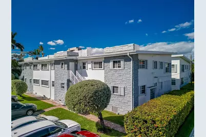 9725 Bay Harbor Ter #24, Bay Harbor Islands, FL 33154 - Photo 32