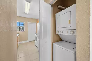 9725 Bay Harbor Terrace, Bay Harbor Islands, FL 33154 - Photo 10