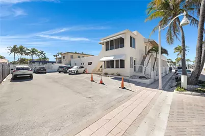 320 New York St, Hollywood, FL 33019 - Photo 8