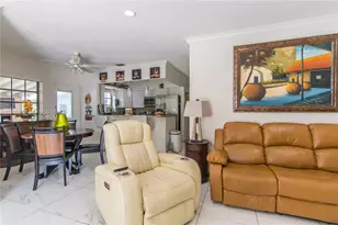 943 W 64th Pl, Hialeah, FL 33012 - Photo 10
