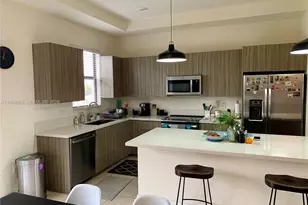 10455 NW 82nd St, Doral, FL 33178 - Photo 6