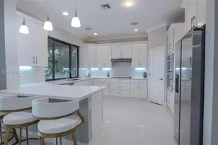 18540 SW 43rd St, Miramar, FL 33029 - Photo 10