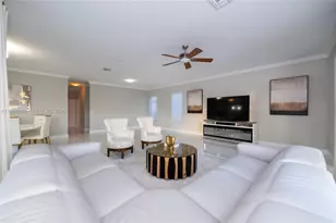 18540 SW 43rd St, Miramar, FL 33029 - Photo 18