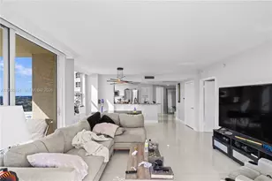 19501 W Country Club Dr, Aventura, FL 33180 - Photo 10