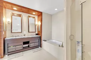 6799 Collins Ave, Miami Beach, FL 33141 - Photo 16