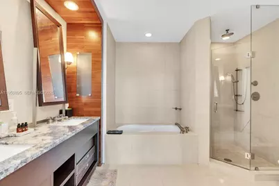 6799 Collins Ave #412, Miami Beach, FL 33141 - Photo 14