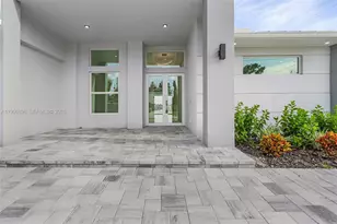 2207 SW 32th St, Cape Coral, FL 33914 - Photo 4