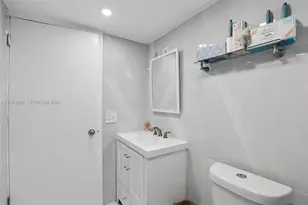 1630 W 46th St, Hialeah, FL 33012 - Photo 8