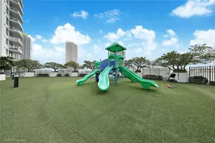 90 SW 3rd St, Miami, FL 33130 - Photo 18