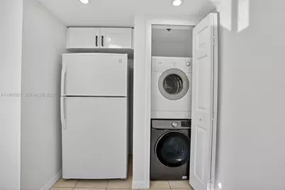 2475 NW 16th St Rd #310, Miami, FL 33125 - Photo 10