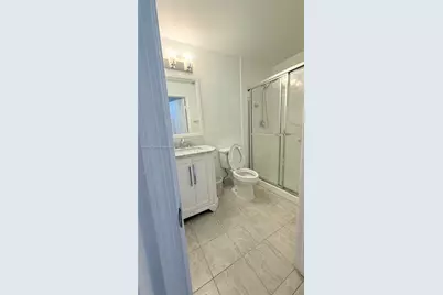 15825 SW 11th St #-, Pembroke Pines, FL 33027 - Photo 12