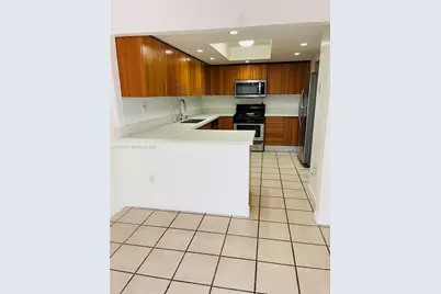 6425 SW 116th Pl #E, Miami, FL 33173 - Photo 6