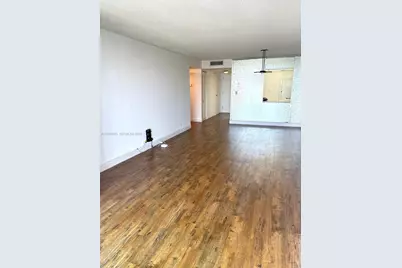 1000 Parkview Dr #605, Hallandale Beach, FL 33009 - Photo 2