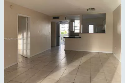 2855 Leonard Dr #H404, Aventura, FL 33160 - Photo 4