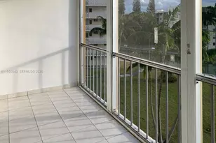 2855 Leonard Dr, Aventura, FL 33160 - Photo 12