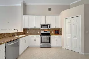 2533 Eagle Run Cir, Weston, FL 33327 - Photo 46