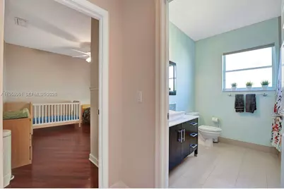 2533 Eagle Run Cir, Weston, FL 33327 - Photo 58