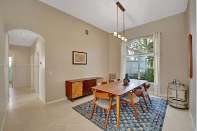 2533 Eagle Run Cir, Weston, FL 33327 - Photo 26