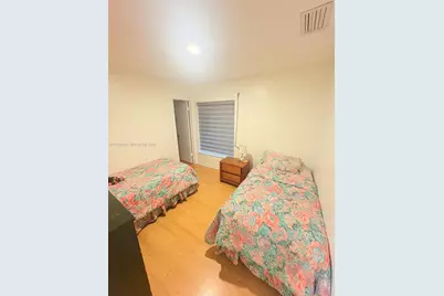 927 NW 106th Ave Cir, Miami, FL 33172 - Photo 14