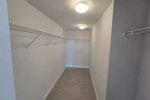 117 SW 10th St, Miami, FL 33130 - Photo 16