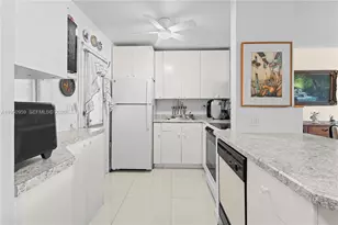 2930 Point E Dr, Aventura, FL 33160 - Photo 2
