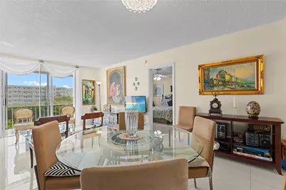 2930 Point East Dr #E-407, Aventura, FL 33160 - Photo 6