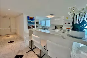 1800 N Bayshore Dr, Miami, FL 33132 - Photo 18