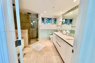 1800 N Bayshore Dr, Miami, FL 33132 - Photo 30