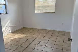 4495 NW 9th St, Miami, FL 33126 - Photo 2