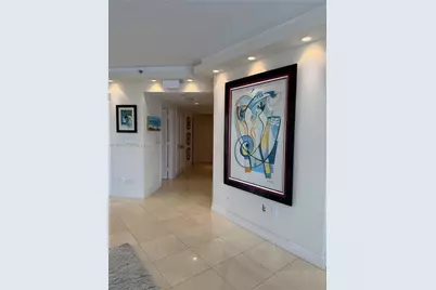 4000 Island Blvd #2402, Aventura, FL 33160 - Photo 4