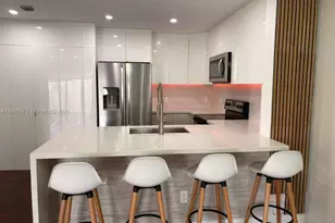 5305 SW 126th Terrace 5305 SW 126 Th Terrace, Miramar, FL 33027 - Photo 2