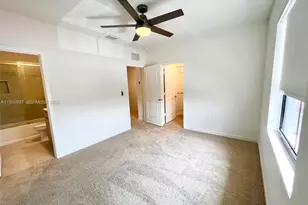 429 NE 12th St, Florida City, FL 33034 - Photo 12