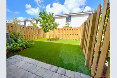429 NE 12th Street #0, Florida City, FL 33034 - Photo 8