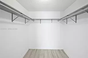 2302 S Cypress Bend Dr, Pompano Beach, FL 33069 - Photo 18