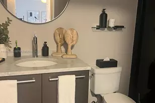 900 Biscayne Blvd, Miami, FL 33132 - Photo 22