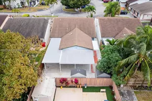 9798 SW 147th Pl, Miami, FL 33196 - Photo 16