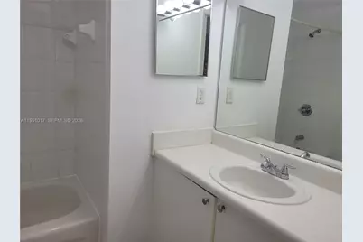 7910 N Nob Hill Rd #105, Tamarac, FL 33321 - Photo 14