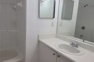 7910 N Nob Hill Rd, Tamarac, FL 33321 - Photo 14