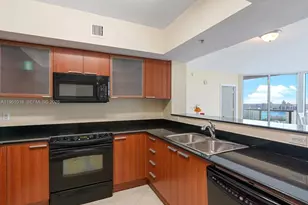 16699 Collins Ave, Sunny Isles Beach, FL 33160 - Photo 10