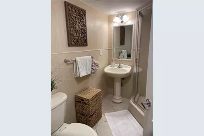 2555 Collins Ave #704, Miami Beach, FL 33140 - Photo 12